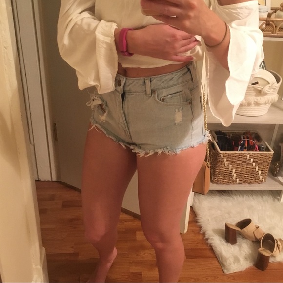 Distressed Shorts - Picture 4 of 4